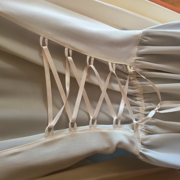 STUNNING CUSTOM MADE TOP & SKIRT - Picture 7 of 16